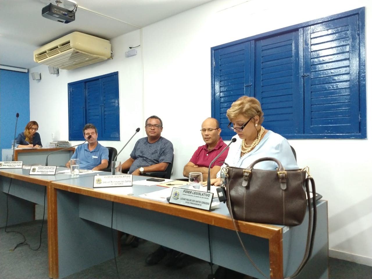 Requerimentos ao Executivo pedem informações públicas e melhorias na Barra de São Miguel