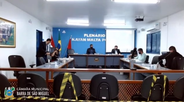 Vereadores recebem PL do Executivo para contratações temporárias na Barra de São Miguel